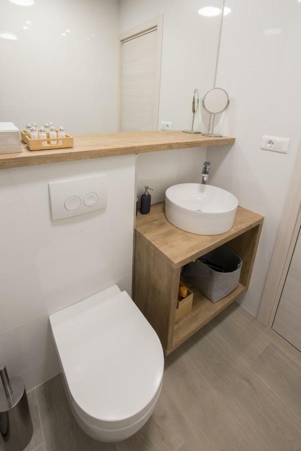 Art Design Apartments 普拉 外观 照片