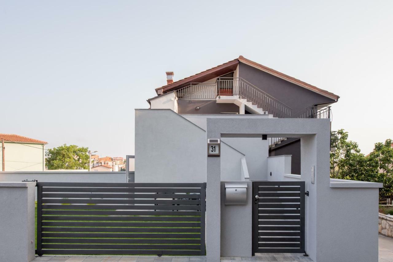 Art Design Apartments 普拉 外观 照片