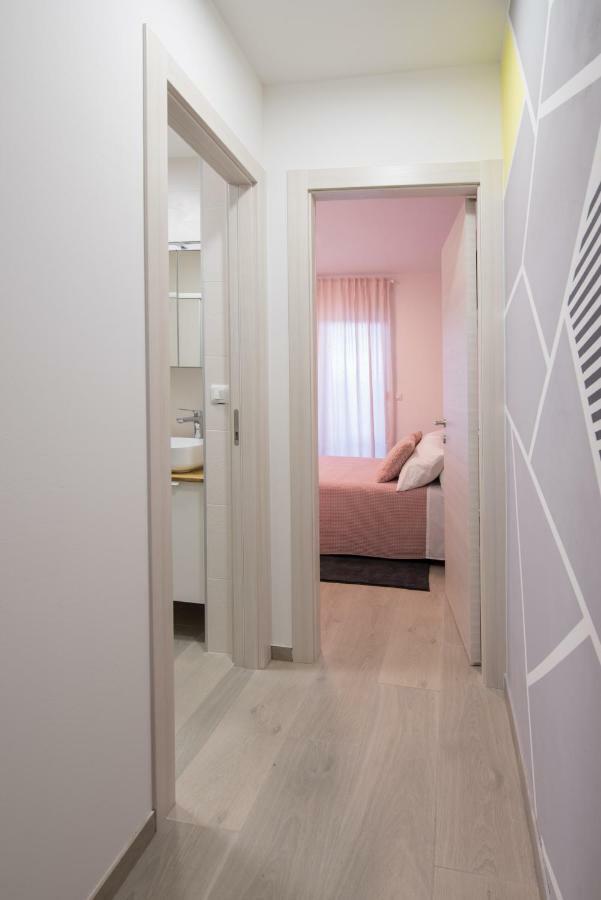 Art Design Apartments 普拉 外观 照片