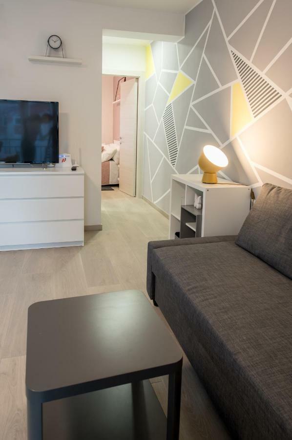 Art Design Apartments 普拉 外观 照片